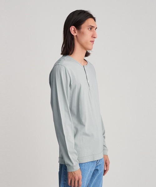 Saturdays NYC(サタデーズ ニューヨークシティ )の「Mitch Henley Pima Long Sleeve Shirt(Tシャツ/カットソー・メンズ・イエロー/サックスブルー/ホワイト/ブラック・S/L/XL/XS/M)」の11枚目の写真