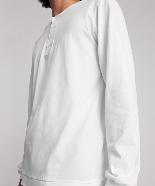 Saturdays NYC(サタデーズ ニューヨークシティ )の「Mitch Henley Pima Long Sleeve Shirt(Tシャツ/カットソー・メンズ・イエロー/サックスブルー/ホワイト/ブラック・S/L/XL/XS/M)」の20枚目の写真