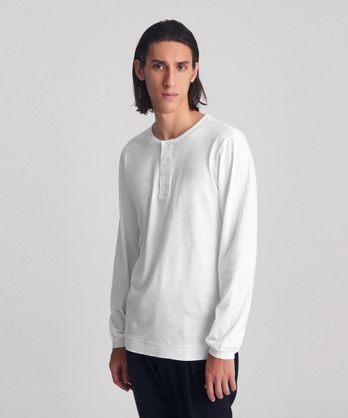 Saturdays NYC(サタデーズ ニューヨークシティ )の「Mitch Henley Pima Long Sleeve Shirt(Tシャツ/カットソー・メンズ・イエロー/サックスブルー/ホワイト/ブラック・S/L/XL/XS/M)」の21枚目の写真