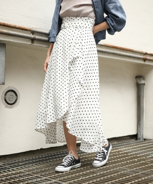 PAGEBOY(ページボーイ)の「ドット×ギンガムフリルスカート(スカート・レディース・ホワイト系その他/ブラック系その他/ホワイト×ブラック・FREE)」の1枚目の写真