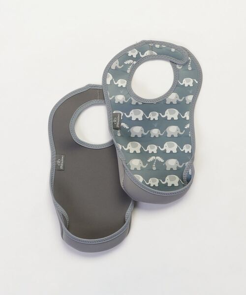 Bibetta（ビベッタ）の「【Bibetta/ビベッタ】ウルトラビブ 2枚入（マグ/哺乳瓶/お食事グッズ・キッズ・グレー系その他/ブルー系その他/レッド系その他/グリーン系その他/ピンク系その他/ブルー系その他2/ブルー系その他3/ブルー系その他4/グレー系その他2/ブルー系その他5/ブルー系その他6/ピンク系その他2/ピンク系その他3/グリーン系その他2・ONESIZE/ONE SIZE）」の2枚目の写真