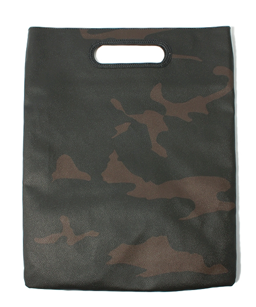 UNITED ARROWS（ユナイテッドアローズ）の「UA CAMO CLUCH（クラッチバッグ・メンズ・ダークグリーン・フリー）」の3枚目の写真
