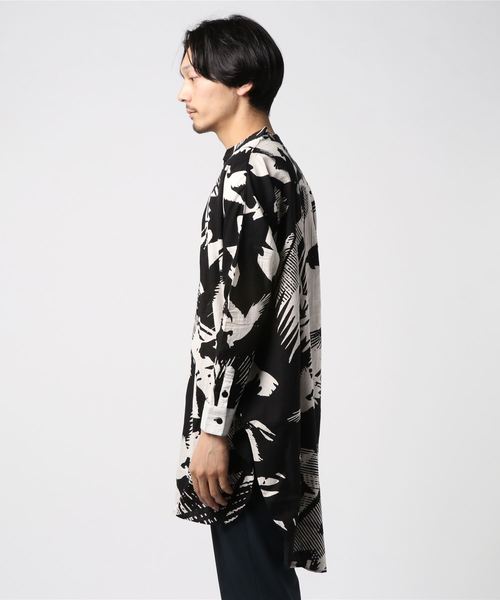 チャイハネ（チャイハネ）の「【チャイハネ】麻混バードプリントバンドカラーMEN'Sシャツ（シャツ/ブラウス・メンズ・ブラック/ブラウン/ブルー・FREE）」の5枚目の写真