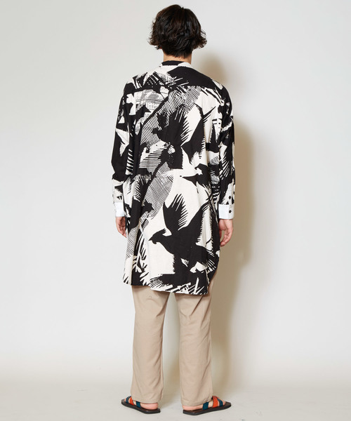 チャイハネ（チャイハネ）の「【チャイハネ】麻混バードプリントバンドカラーMEN'Sシャツ（シャツ/ブラウス・メンズ・ブラック/ブラウン/ブルー・FREE）」の9枚目の写真