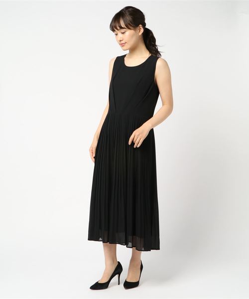 TRUDEA(トルディア)の「レースブラウス付きロングプリーツワンピース / 結婚式・成人式・謝恩会ワンピース・パーティードレス(ドレス・レディース・ブラック/ネイビー・LARGE/MEDIUM/X-LARGE)」の6枚目の写真
