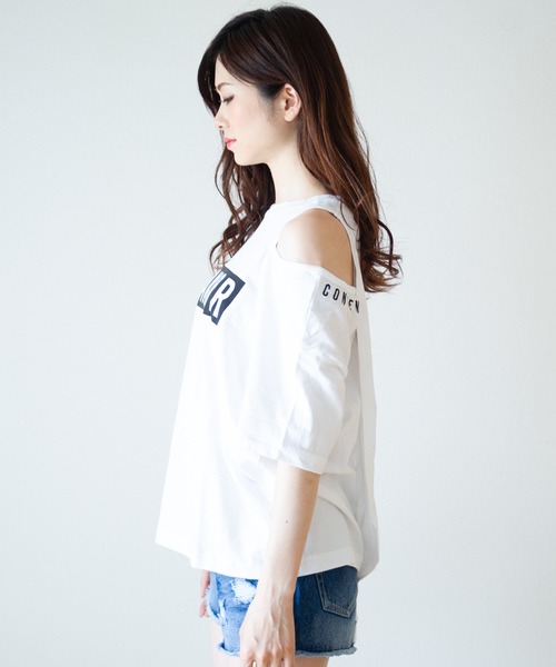 GGD（ジージーディー）の「Roger&Raw/アシメ肩開きロゴT（Tシャツ/カットソー・レディース・ホワイト/ブラック・M）」の8枚目の写真