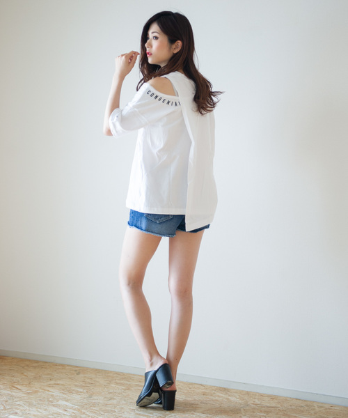 GGD（ジージーディー）の「Roger&Raw/アシメ肩開きロゴT（Tシャツ/カットソー・レディース・ホワイト/ブラック・M）」の19枚目の写真