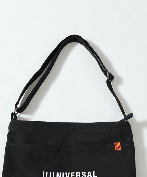 UNIVERSAL OVERALL（ユニバーサルオーバーオール）の「UNIVERSAL OVERALL(ユニバーサルオーバーオール)別注ロゴサコッシュバッグ(ナチュラル⇒WEB限定カラー)（ショルダーバッグ・メンズ・ナチュラル/ブラック/ブラウン・FREE）」の4枚目の写真