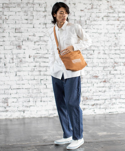 UNIVERSAL OVERALL（ユニバーサルオーバーオール）の「UNIVERSAL OVERALL(ユニバーサルオーバーオール)別注ロゴサコッシュバッグ(ナチュラル⇒WEB限定カラー)（ショルダーバッグ・メンズ・ナチュラル/ブラック/ブラウン・FREE）」の15枚目の写真