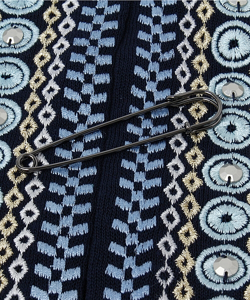 Another Edition(アナザーエディション)の「AE シシュウ ソウショク CGN ◆(カーディガン/ボレロ・レディース・ベージュ/ネイビー/ライトグレー・フリー)」の18枚目の写真