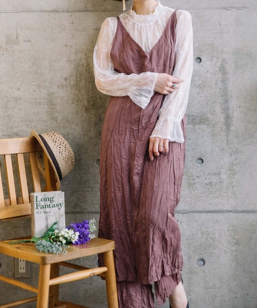 Mysa&Liina(ミーサリーナ)の「クリンクルキャミワンピース(ワンピース・レディース・オフホワイト/ピンク/ブルー/ブラウン・M)」の2枚目の写真