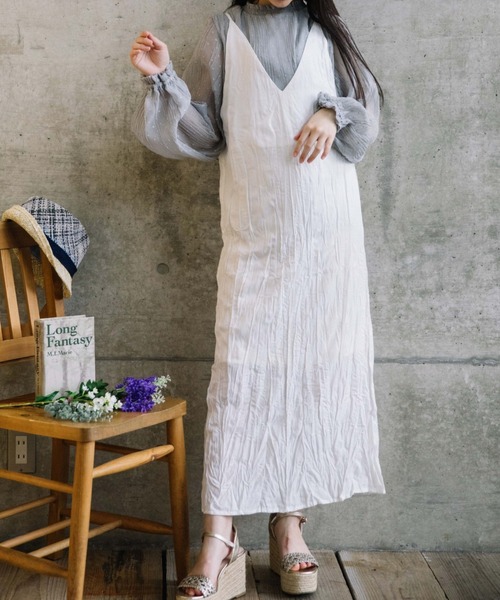 Mysa&Liina(ミーサリーナ)の「クリンクルキャミワンピース(ワンピース・レディース・オフホワイト/ピンク/ブルー/ブラウン・M)」の11枚目の写真