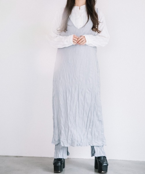 Mysa&Liina(ミーサリーナ)の「クリンクルキャミワンピース(ワンピース・レディース・オフホワイト/ピンク/ブルー/ブラウン・M)」の18枚目の写真