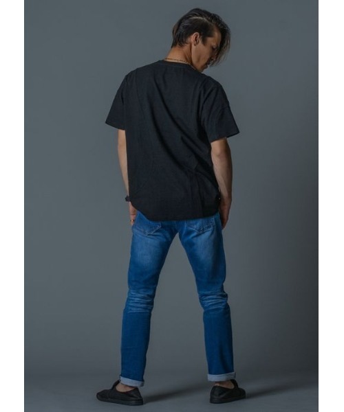 REGIEVO(レジエボ)の「【REGIEVO】シンプルな大人のお洒落なデザインTシャツ(Tシャツ/カットソー・メンズ・オフホワイト/ピンク/ブラック・SMALL/MEDIUM/LARGE)」の10枚目の写真