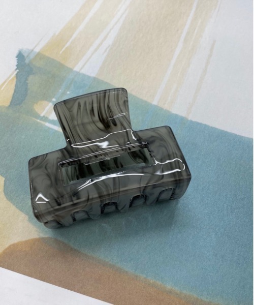 apres jour mignon（アプレジュールミニョン）の「【apresjour mignon×ARIAZ】ヘアクリップ（バレッタ/ヘアクリップ・レディース・ブラック/アイボリー/キャメル・ONESIZE）」の3枚目の写真