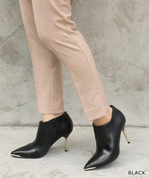 RANDA(ランダ)の「ストレスフリー/メタリックヒールショートブーツ(ブーツ・レディース・ブラック/ワイン/グレイッシュベージュ・LL/M/L/S)」の2枚目の写真