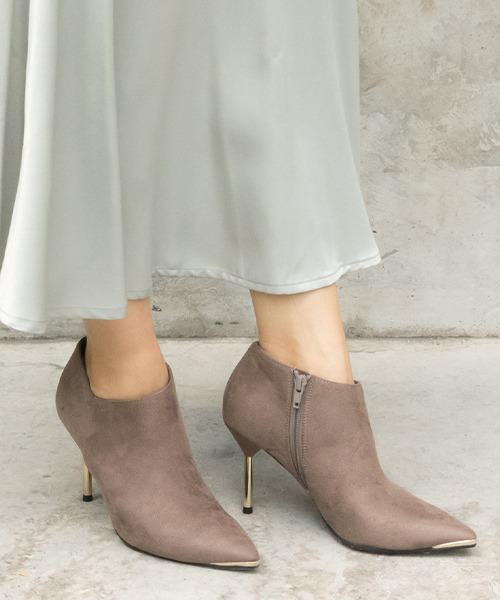 RANDA(ランダ)の「ストレスフリー/メタリックヒールショートブーツ(ブーツ・レディース・ブラック/ワイン/グレイッシュベージュ・LL/M/L/S)」の6枚目の写真