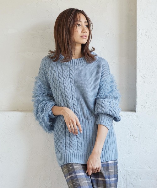 KOBE LETTUCE(コウベレタス)の「フリンジ袖パッチワーク風プルオーバーニットトップス(ニット/セーター・レディース・ブラック/ブルー/アイボリー・FREE)」の3枚目の写真
