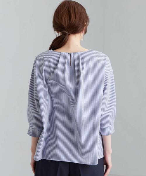 green label relaxing（グリーンレーベルリラクシング）の「CS フハクライク キーネック フレア 6分袖 カットソー（Tシャツ/カットソー・レディース・ライトグレー/ブラウン/コバルトブルー・FREE）」の4枚目の写真