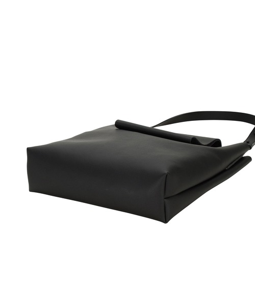 ZUCCa（ズッカ）の「フラップバッグ/ショルダーバッグ（トートバッグ