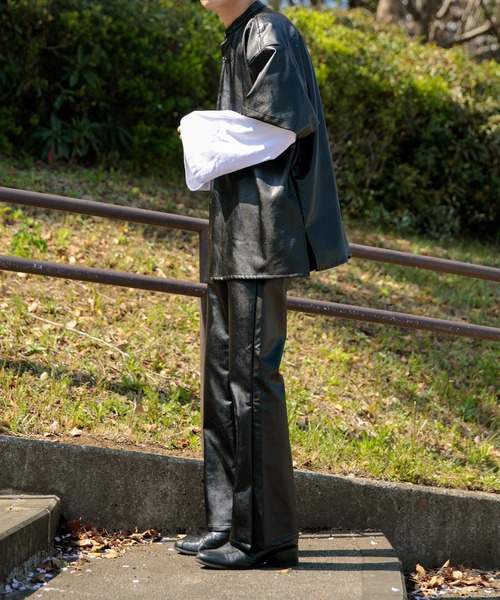 Adoon plain(アドーンプレーン)の「【Adoon plain】【セットアップ着用可】フェイクレザーオーバーシャツ(シャツ/ブラウス・メンズ・ブラック・MEDIUM/LARGE)」の5枚目の写真