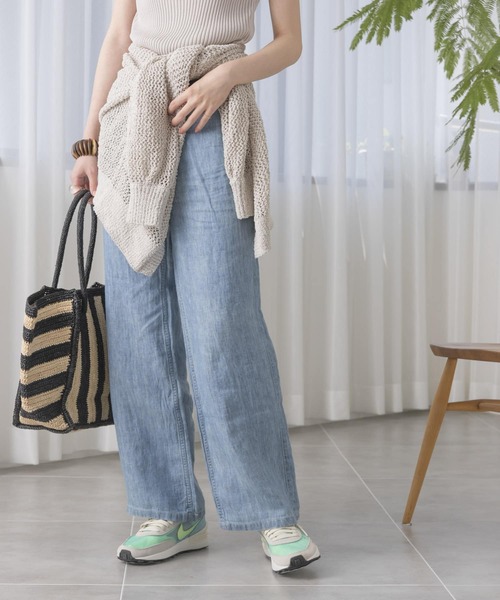 URBAN RESEARCH（アーバンリサーチ）の「リネンデニムワイドパンツ（デニムパンツ・レディース・ライトブルー/インディゴブルー・36/38/34）」の11枚目の写真