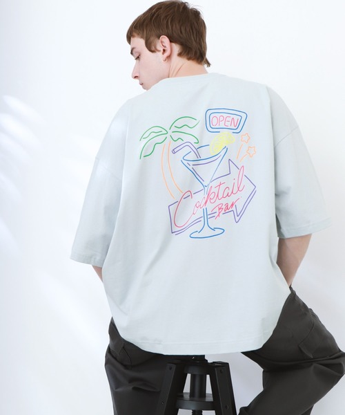 EMMA CLOTHES(エマクローズ)の「ビッグシルエット コットン天竺 イラストアート&フォト転写 半袖カットソー EMMA CLOTHES(Tシャツ/カットソー・メンズ・ホワイト/ライトブルー/ブラック/ホワイト系その他/ブラック系その他/ベージュ系その他/ブルー系その他/ホワイト系その他2/ホワイト系その他3/ブラック系その他2/ブラック系その他3/ベージュ系その他2/ベージュ系その他3/ベージュ系その他4・M/L)」の14枚目の写真