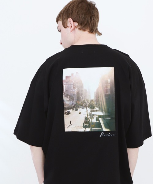 EMMA CLOTHES(エマクローズ)の「ビッグシルエット コットン天竺 イラストアート&フォト転写 半袖カットソー EMMA CLOTHES(Tシャツ/カットソー・メンズ・ホワイト/ライトブルー/ブラック/ホワイト系その他/ブラック系その他/ベージュ系その他/ブルー系その他/ホワイト系その他2/ホワイト系その他3/ブラック系その他2/ブラック系その他3/ベージュ系その他2/ベージュ系その他3/ベージュ系その他4・M/L)」の8枚目の写真