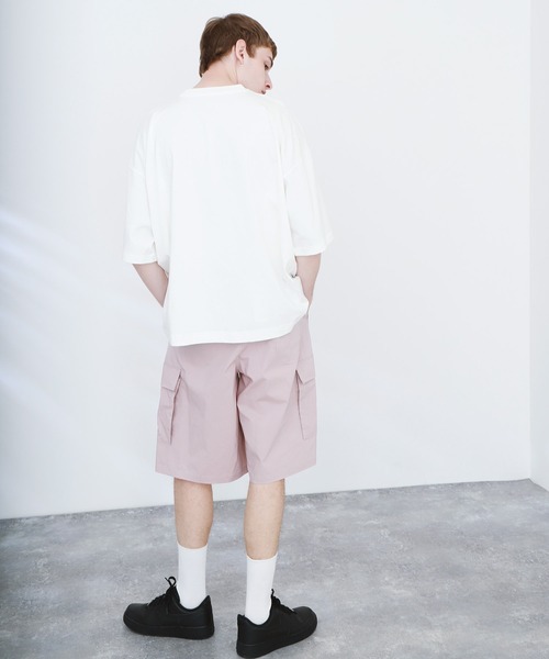 EMMA CLOTHES(エマクローズ)の「ビッグシルエット コットン天竺 イラストアート&フォト転写 半袖カットソー EMMA CLOTHES(Tシャツ/カットソー・メンズ・ホワイト/ライトブルー/ブラック/ホワイト系その他/ブラック系その他/ベージュ系その他/ブルー系その他/ホワイト系その他2/ホワイト系その他3/ブラック系その他2/ブラック系その他3/ベージュ系その他2/ベージュ系その他3/ベージュ系その他4・M/L)」の16枚目の写真