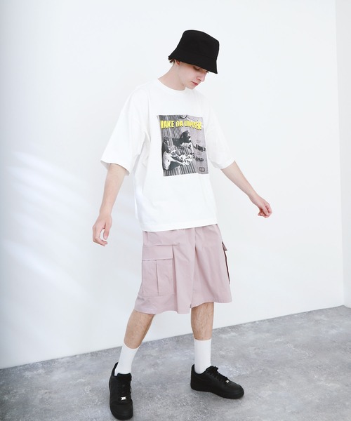 EMMA CLOTHES(エマクローズ)の「ビッグシルエット コットン天竺 イラストアート&フォト転写 半袖カットソー EMMA CLOTHES(Tシャツ/カットソー・メンズ・ホワイト/ライトブルー/ブラック/ホワイト系その他/ブラック系その他/ベージュ系その他/ブルー系その他/ホワイト系その他2/ホワイト系その他3/ブラック系その他2/ブラック系その他3/ベージュ系その他2/ベージュ系その他3/ベージュ系その他4・M/L)」の17枚目の写真