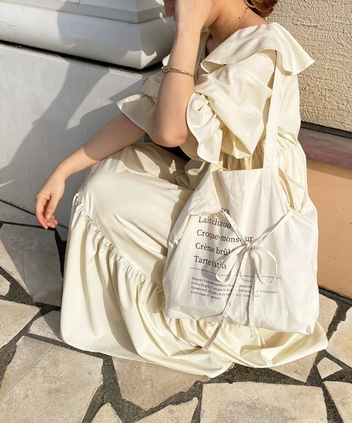 apres jour clair（アプレジュールクレア）の「【apres jour clair】ラッフルデザインワンピース【ZOZOTOWN限定アイテム】（ワンピース・レディース・アイボリー/ライトベージュ・X-LARGE/フリー）」の15枚目の写真