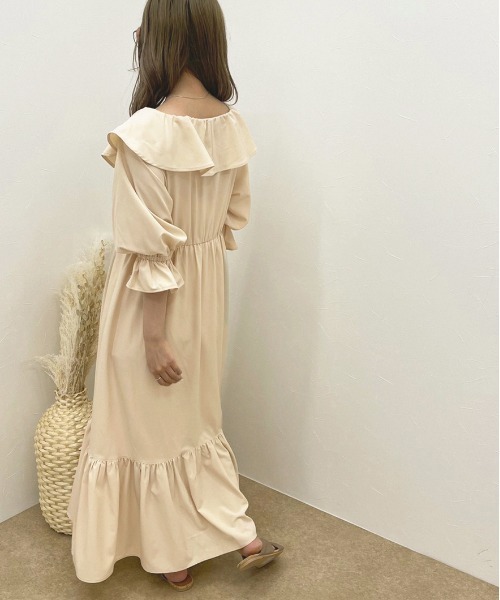 apres jour clair（アプレジュールクレア）の「【apres jour clair】ラッフルデザインワンピース【ZOZOTOWN限定アイテム】（ワンピース・レディース・アイボリー/ライトベージュ・X-LARGE/フリー）」の14枚目の写真