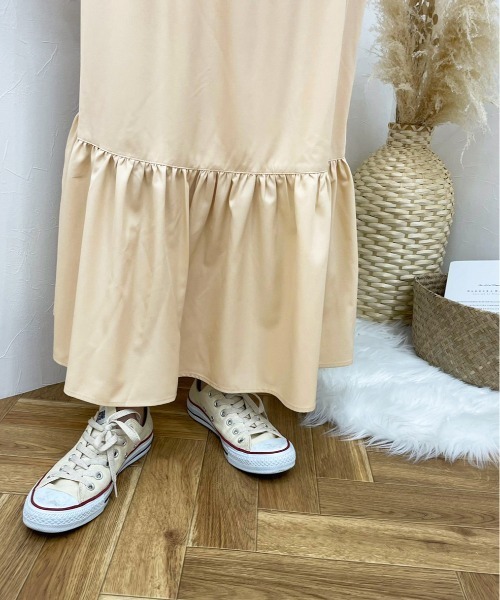 apres jour clair（アプレジュールクレア）の「【apres jour clair】ラッフルデザインワンピース【ZOZOTOWN限定アイテム】（ワンピース・レディース・アイボリー/ライトベージュ・X-LARGE/フリー）」の12枚目の写真