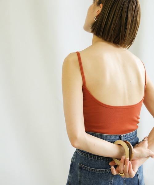 select MOCA(セレクトモカ)の「2021 SS バックラウンドブラトップ(キャミソール・レディース・ブラック/オフホワイト/オレンジ/ブルー・FREE)」の10枚目の写真