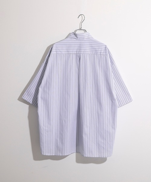 NIDO（ニド）の「ビッグストライプシャツ（シャツ/ブラウス・メンズ・ホワイト/ブルー・MEDIUM/LARGE）」の12枚目の写真