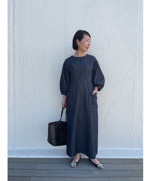 BEARDSLEY（ビアズリー）の「袖ぷっくりデニムワンピース（ワンピース・レディース・インディゴブルー・FREE）」の14枚目の写真