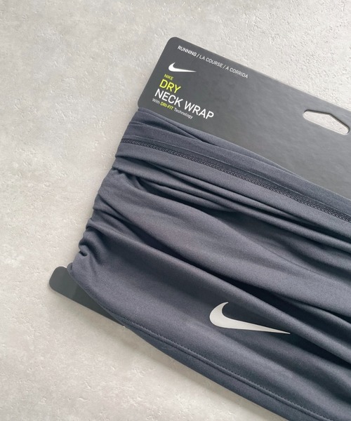 NIKE(ナイキ)の「NIKE ナイキ / ランニング ラップ(ネックウォーマー/スヌード・レディース・ブラック・FREE)」の4枚目の写真