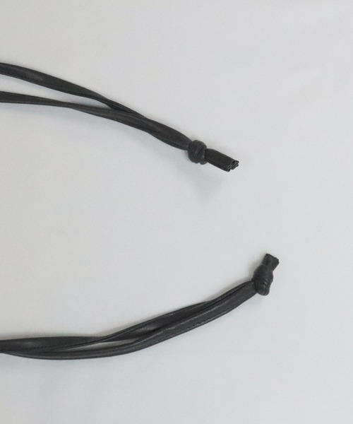 Confirm（コンファーム）の「Confirm / コンファーム シンセティックレザー巾着（ショルダーバッグ・メンズ・アイボリー/ブラック/ブラック系その他/ブラウン・FREE）」の22枚目の写真