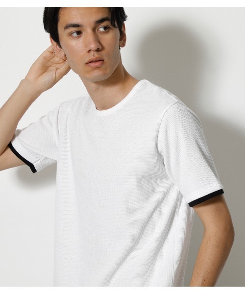 AZUL by moussy（アズールバイマウジー）の「WAFFLE LAYERED TEE/ワッフルレイヤードTシャツ（Tシャツ/カットソー・メンズ・ベージュ/ホワイト/ブラック・SMALL/MEDIUM/LARGE）」の22枚目の写真