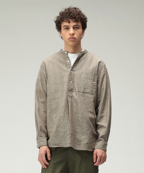 BEAMS PLUS(ビームスプラス)の「Band Collar Pullover Cotton Linen Herringbone(シャツ/ブラウス・メンズ・カーキ/ブラック/ブラウン/ナチュラル・MEDIUM/SMALL/LARGE/X-LARGE)」の20枚目の写真