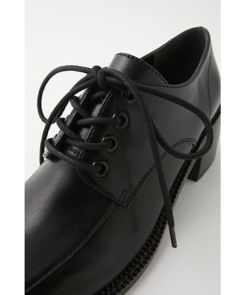 MOUSSY(マウジー)の「LACE UP SQUARE シューズ(ブーツ・レディース・ブラック/アイボリー・LARGE/SMALL/MEDIUM)」の4枚目の写真