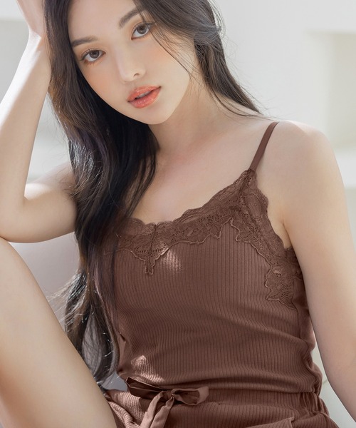 セール】【200万枚突破！】おしゃれもブラもね。BRAmoneなら一枚で