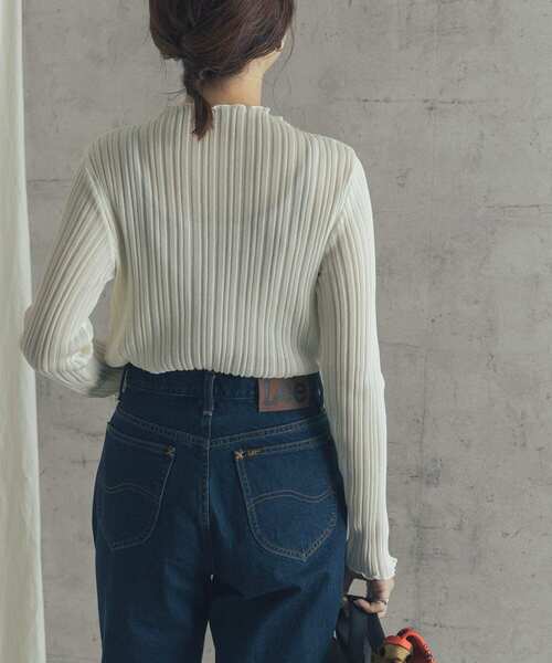 URBAN RESEARCH ROSSO(アーバンリサーチロッソ)の「ハイネックシアーニットプルオーバー(ニット/セーター・レディース・ブラック/グリーン/オフホワイト・FREE)」の16枚目の写真