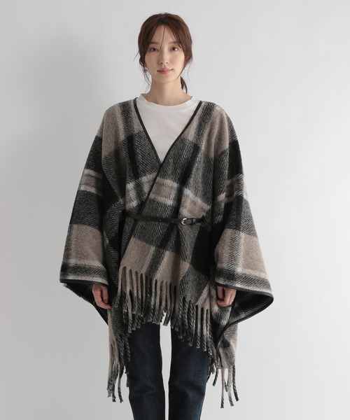 Andemiu（アンデミュウ）の「チェックポンチョ953540（ポンチョ・レディース・ブラック/オフホワイト・FREE）」の22枚目の写真