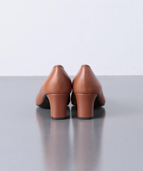 UNITED ARROWS(ユナイテッドアローズ)の「<UNITED ARROWS>ラウンド チャンキー パンプス(パンプス・レディース・ブラウン/オフホワイト・38/35/36/37/35h/36h/37h)」の6枚目の写真