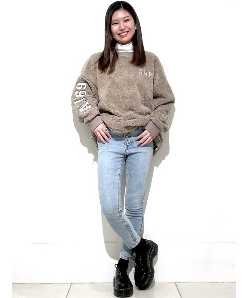 GAP（ギャップ）の「ウォッシュウェル(TM) ハイライズ レギングジーンズ（デニムパンツ・レディース・ライトインディゴブルー・24/25/26/27/30/28/29/23）」の6枚目の写真