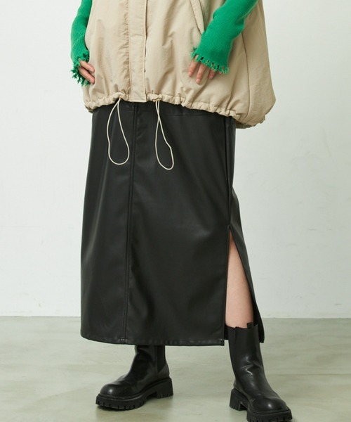 VACANCY（ヴァカンシー）の「ビーガンレザーペンシルスカート（スカート・レディース・ブラック/グリーン/ボルドー/マスタード・FREE）」の18枚目の写真