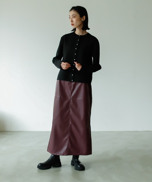 VACANCY（ヴァカンシー）の「ビーガンレザーペンシルスカート（スカート・レディース・ブラック/グリーン/ボルドー/マスタード・FREE）」の9枚目の写真