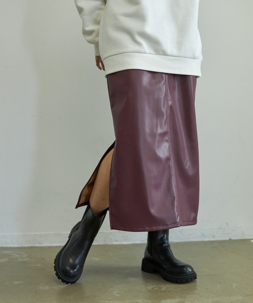 VACANCY（ヴァカンシー）の「ビーガンレザーペンシルスカート（スカート・レディース・ブラック/グリーン/ボルドー/マスタード・FREE）」の16枚目の写真