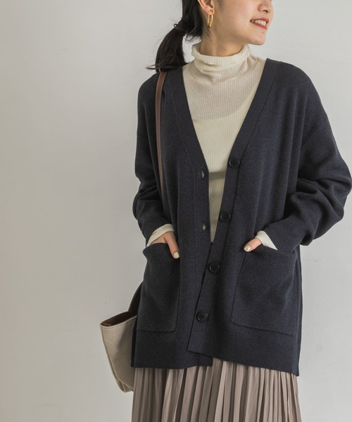 URBAN RESEARCH（アーバンリサーチ）の「ボーイフレンドVネックカーディガン（カーディガン/ボレロ・レディース・ライトベージュ/グレー/ピンク/ブルー系その他・FREE）」の20枚目の写真